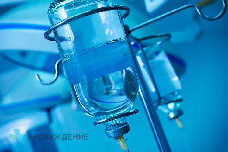 капельница крупным планом